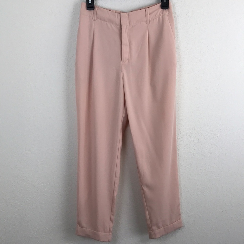 ⬇️$10 ⬇️ H&M - pink trousers